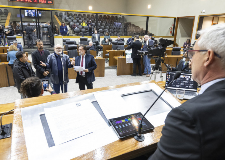 Pedido de impeachment acusava Melo de negligência com o sistema de proteção contra enchentes de Porto Alegre