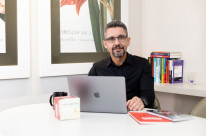 Roberto Vilela é consultor empresarial e estrategista de negócios, com atuação em várias empresas pelo Brasil