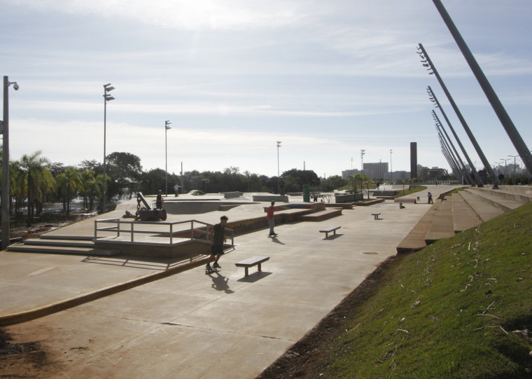 Termômetros em Porto Alegre podem chegar aos 25°C nesta quarta