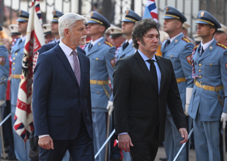 Ontem, Milei se reuniu com o primeiro-ministro local Petr Fiala, em Praga