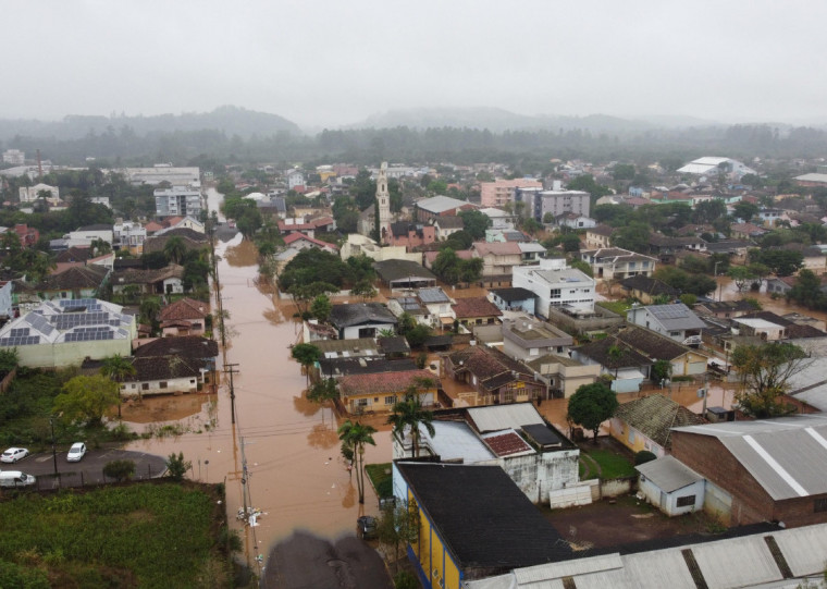 Podem pedir crédito empresas dos municípios atingidos pelas enchentes