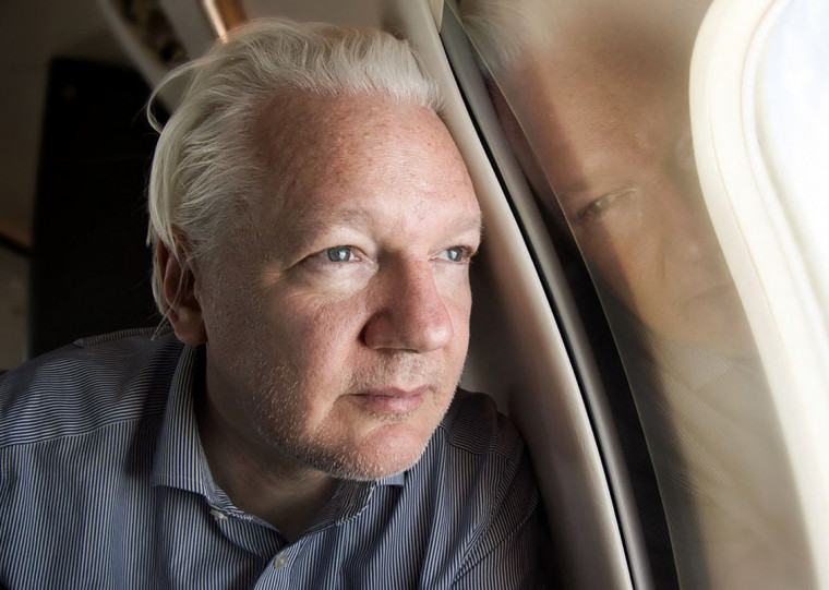 Assange deve comparecer na quarta-feira (26) ao tribunal federal nas Ilhas Marianas