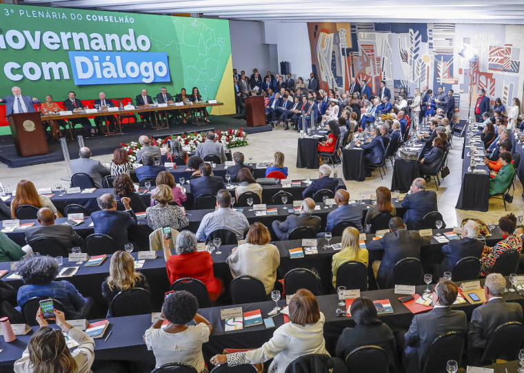 Presidente conduziu, em Brasília, 3ª reunião plenária do Conselhão