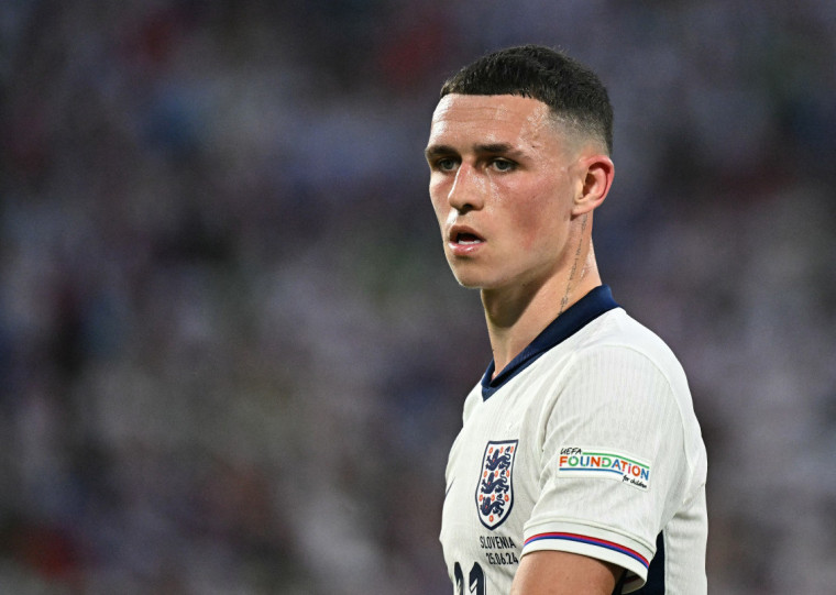 Phil Foden havia deixado a concentração da Inglaterra por conta de motivos pessoais não divulgados