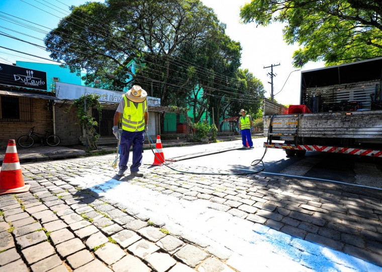 Ao todo, a pintura foi realizada em 36 mil metros quadrados 