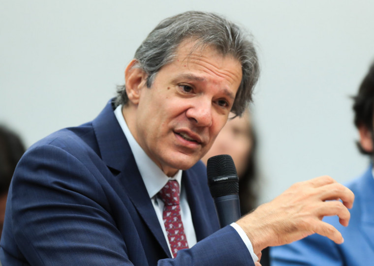 Segundo Haddad, quanto mais o arcabouço for respeitado, maior será o espaço para o BC voltar a cortar os juros