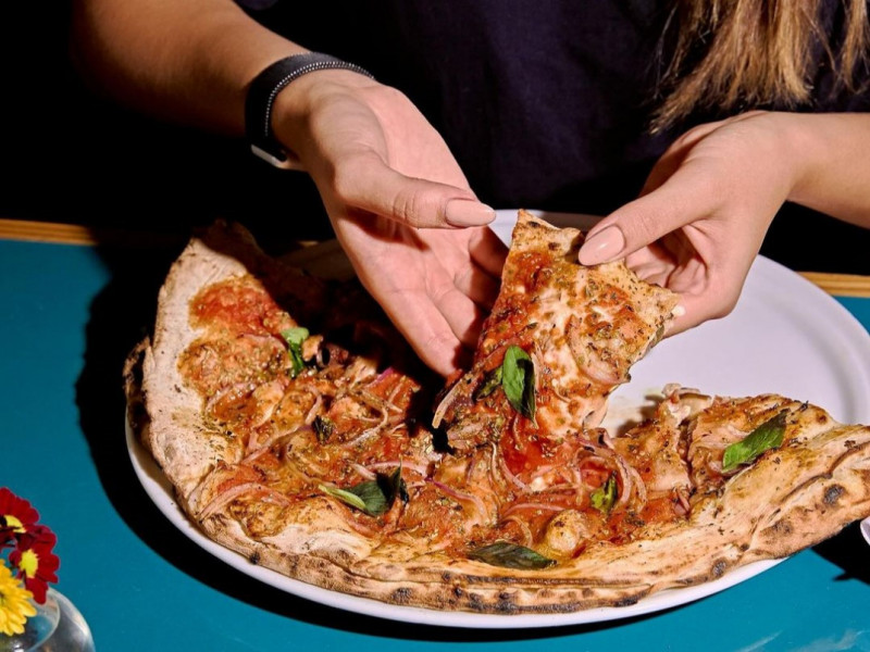  A Ciao Pizzeria, na Cidade Baixa, foi pensada para o consumo prático Foto: CIAO PIZZERIA/INSTAGRAM/REPRODUÇÃO/JC