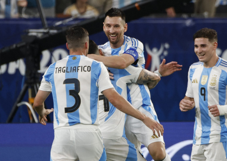 Contra o Canadá, Messi chegou a 14 gols na Copa América ao longo de sua carreira