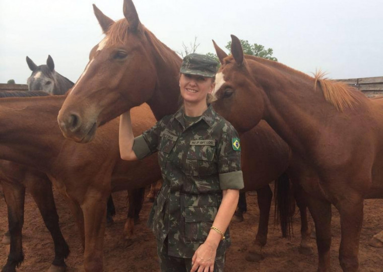 Betina Worm, médica-veterinária do Exército, foi anunciada como vice de Sebastião Melo na reeleição