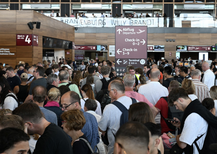 O sistema do Aeroporto de Brandenburg em Berlim foi afetado pelo apagão 