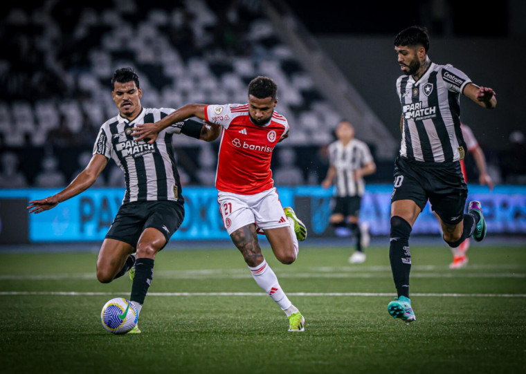 Colorado de Wesley pouco criou no estádio Nilton Santos