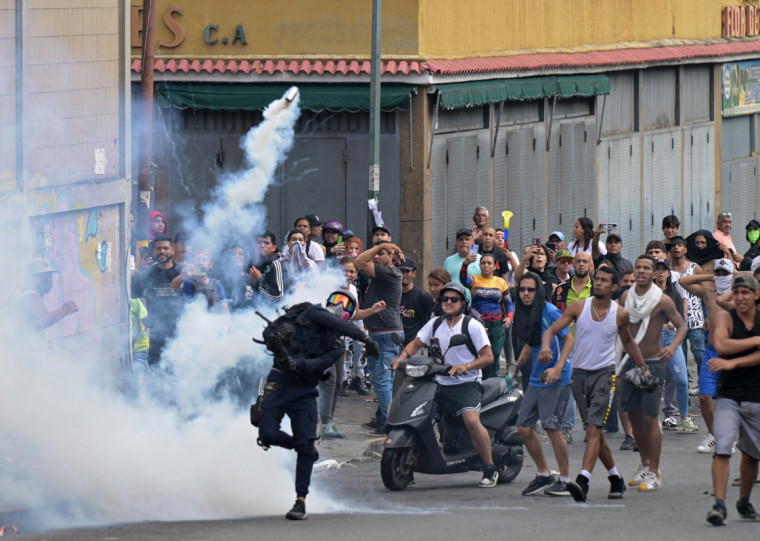 De todos os feridos durante as manifestações, 38 foram atingidos por tiros