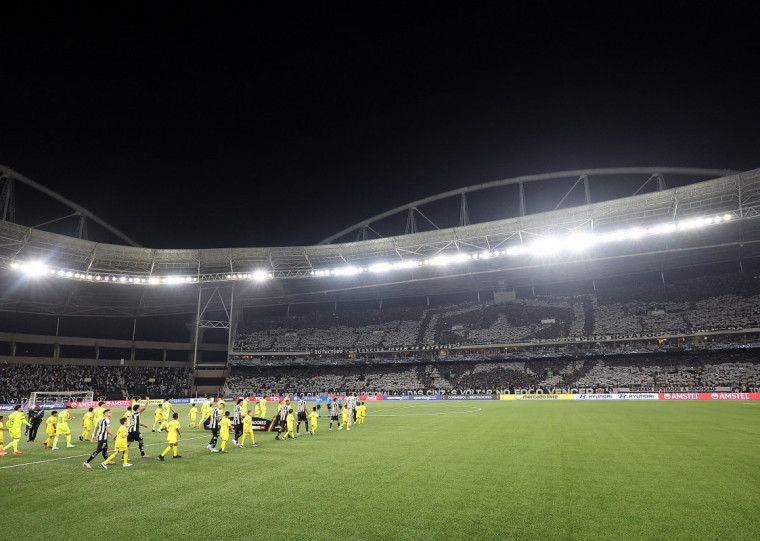 Episódio de racismo ocorreu na noite de quarta-feira, no duelo entre Botafogo e Palmeiras