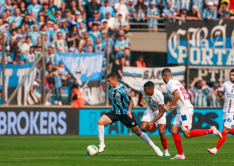 Com o resultado no Alfredo Jaconi, em último jogo fora da Arena, Grêmio se mantém na 14ª colocação