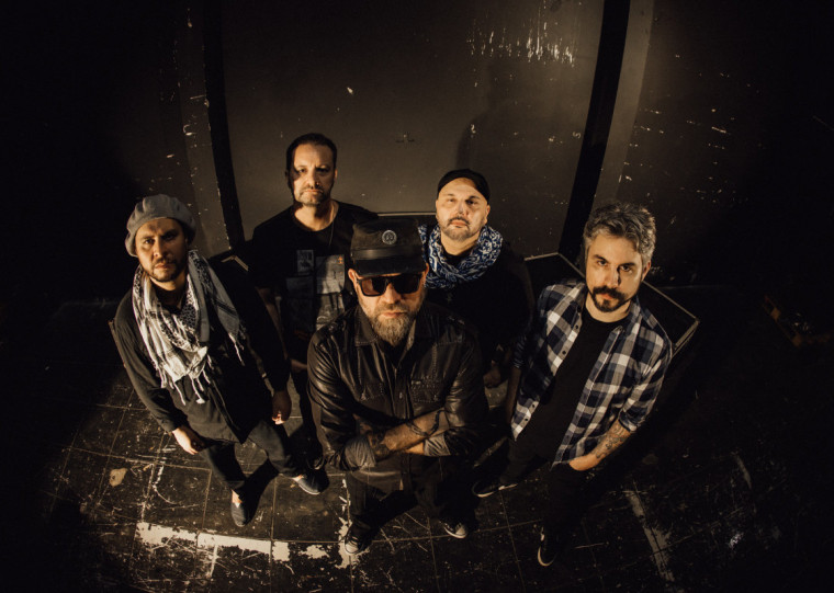 Grupo fará o lançamento com show neste sábado (31) no Grezz; ingressos já estão disponíveis