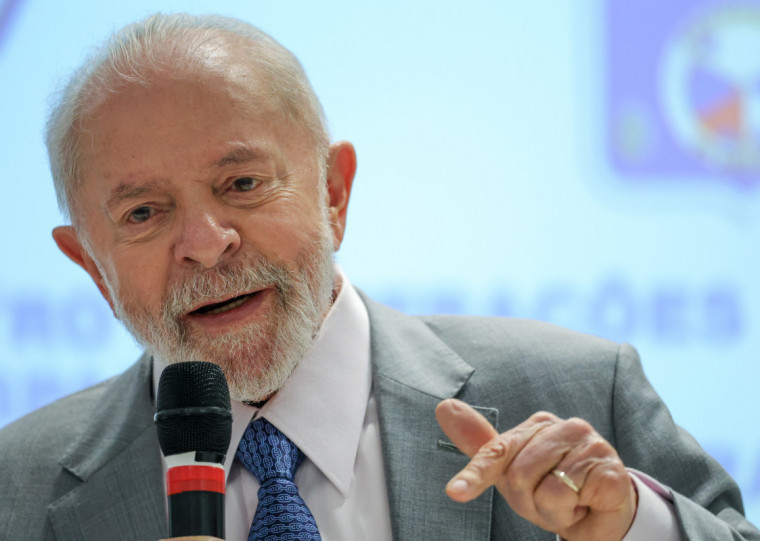 O projeto sancionado por Lula frisa que os incentivos fiscais priorizarão as indústrias de fertilizantes, aço, cimento, química e petroquímica, além de promover o uso do combustível no transporte pesado.