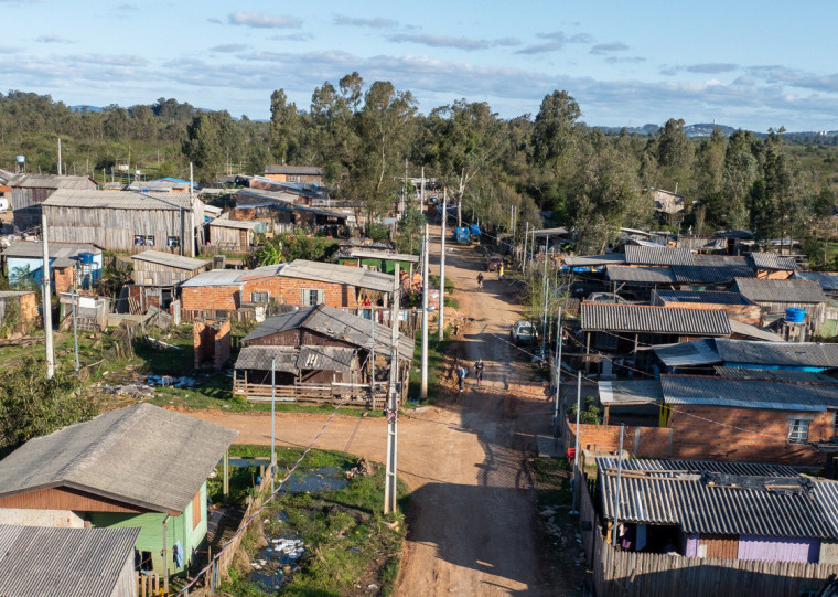 A Vila Costaneira, em Eldorado do Sul, uma das mais afetadas pela enchente, receberá R$ 1 milhão para promover sua revitalização 