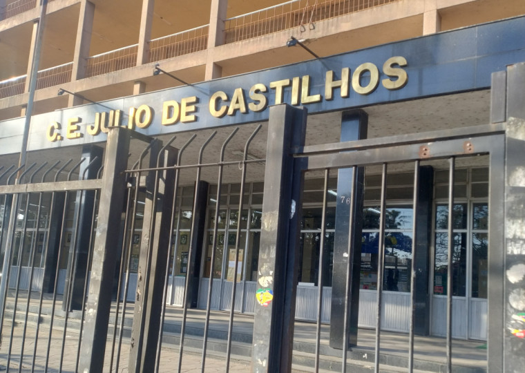 Reportagem esteve no Colégio Estadual Júlio de Castilhos, às 17h deste domingo