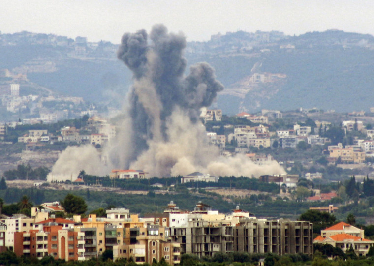 Bombardeio israelense no Líbano matou 10 bombeiros que estavam numa estação de combate a incêndios