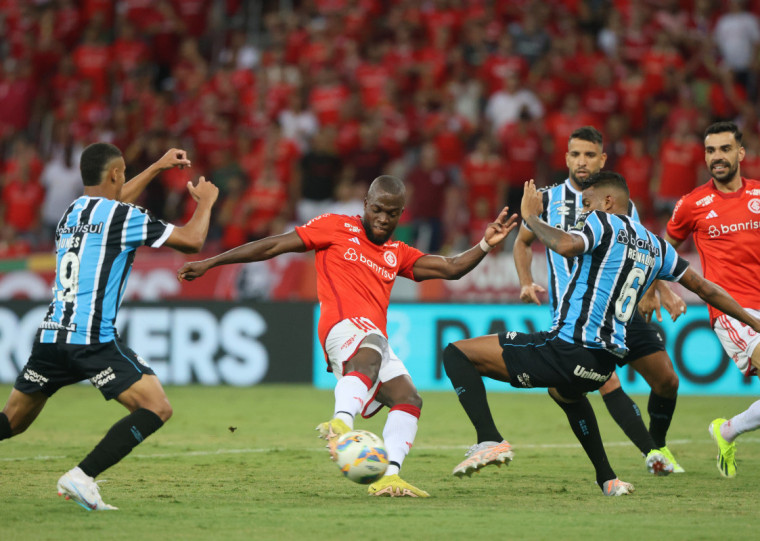 No última clássico Gre-Nal disputado em Porto Alegre, vitória do Inter por 3 a 2 pelo Gauchão