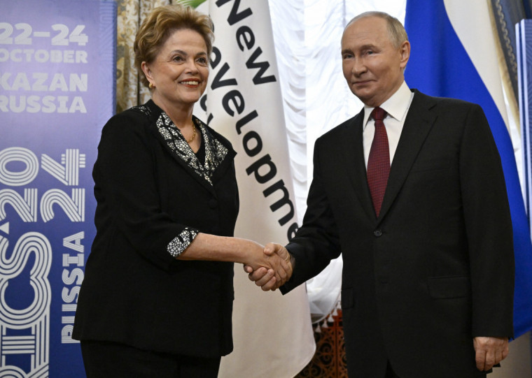 Putin se encontrou com Dilma Roussef no primeiro dia da cúpula 