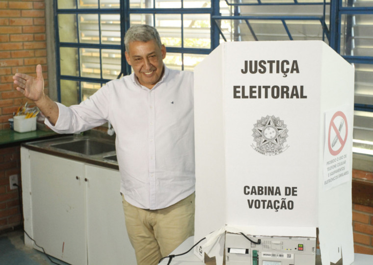 O prefeito Sebastião Melo esteve na frente na disputa pela prefeitura desde o início da campanha