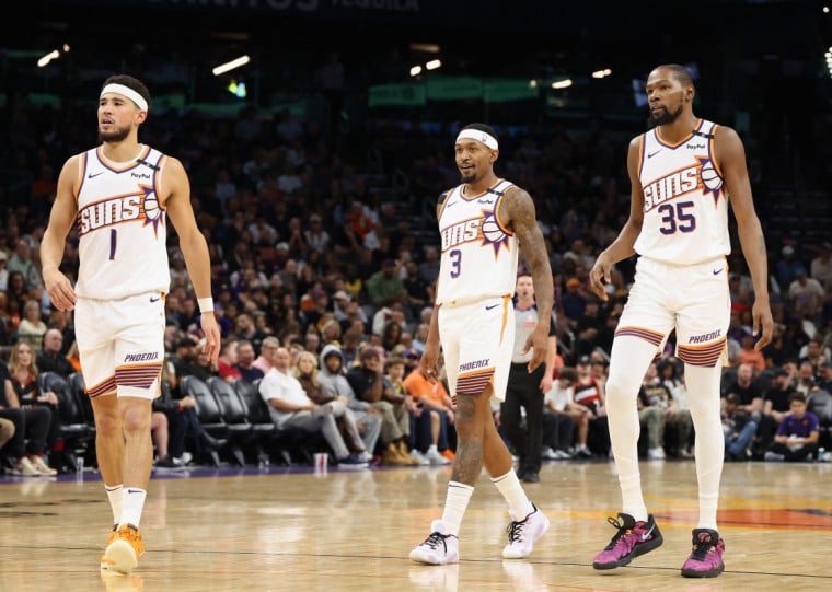 Devin Booker, Kevin Durant e Bradley Beal ofuscaram o time de Los Angeles