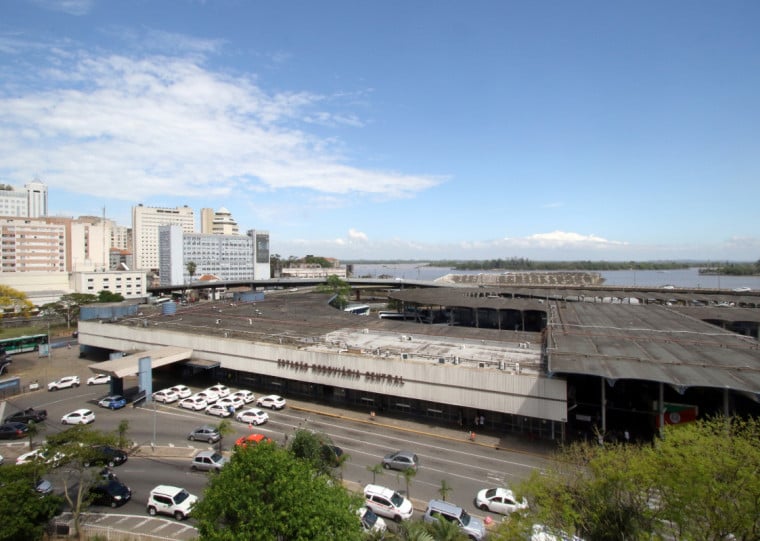 Impactos das enchentes do mês de maio ainda são perceptíveis na Estação Rodoviária da cidade