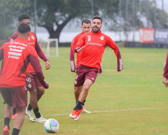 Defendendo longa invencibilidade, Inter enfrenta o Vasco no Rio