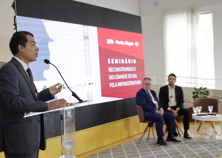 Seminário debateu reconstrução do Estado por meio de investimentos em infraestrutura