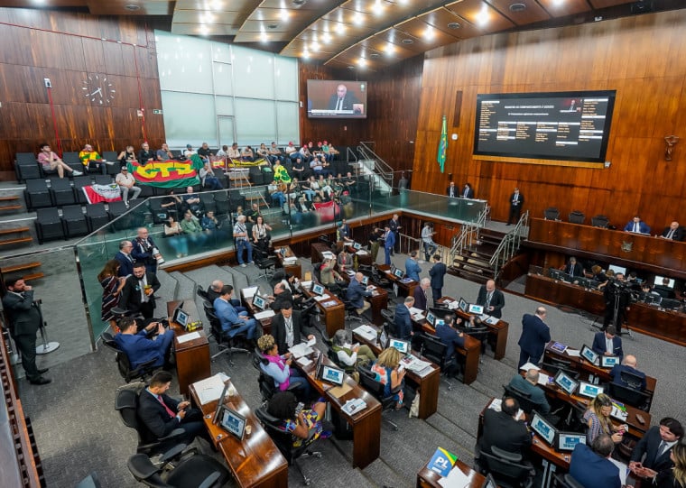 Parlamento gaúcho terá treze matérias para apreciar nesta terça (17), sendo dez do pacote do governo