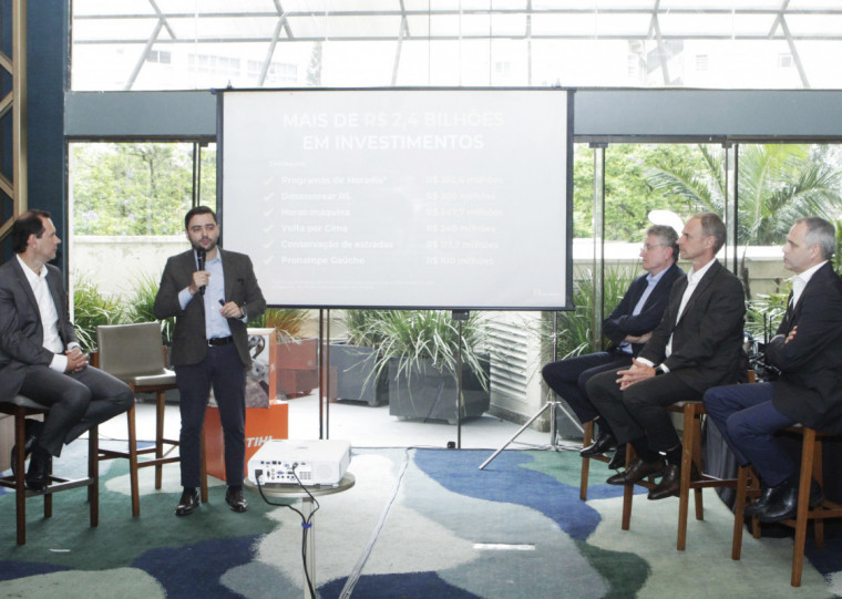 Cleomar Prunzel, vice-governador Gabriel Souza, Siegfried Koelln, Cristiano Richter e Guilherme Lippert participaram da última reunião-almoço da Câmara Brasil-Alemanha no RS de 2024