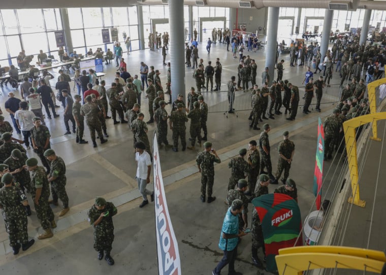 Feirão de Emprego reuniu militares de Porto Alegre e Região Metropolitana no Centro de Eventos da Fiergs     