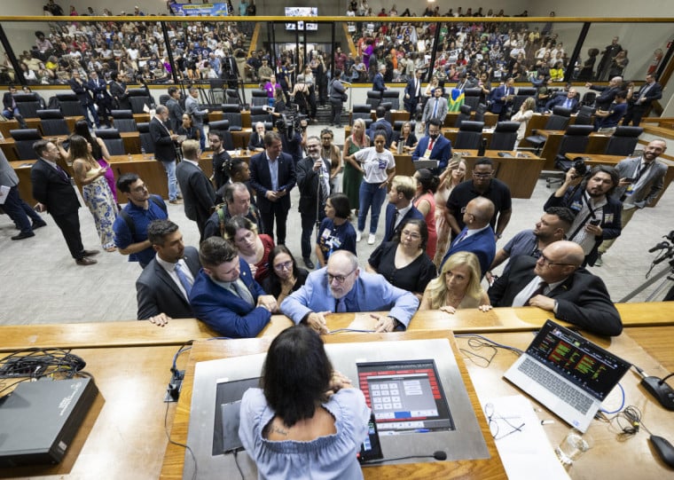 Debates populares são requisito para votação dos projetos, que deve ser realizada no dia 23