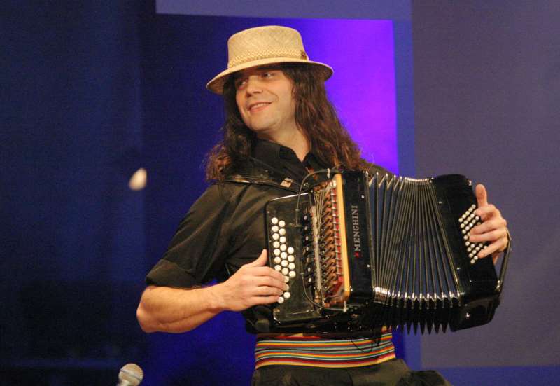 Junto a Almir Sater, músico gaúcho era a atração mais surpreendente do festival 