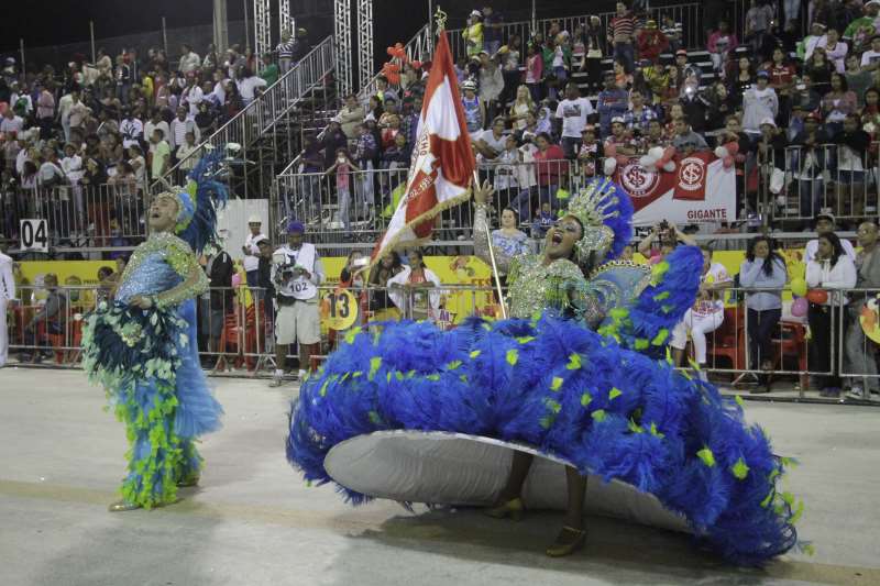 Manifestações populares, como o Carnaval no Porto Seco, perderam fôlego nos últimos anos